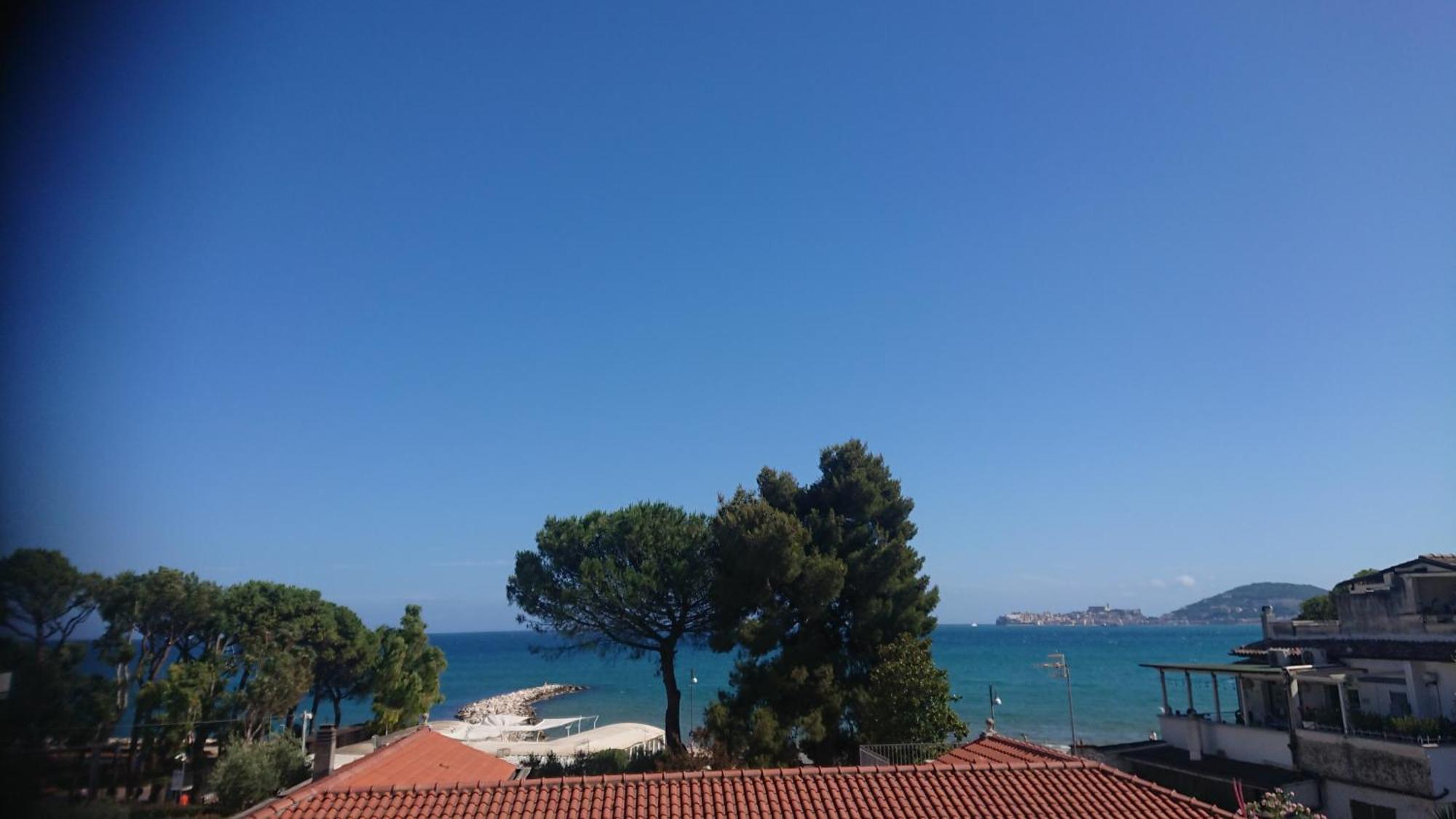 Alloggio Panoramico Sul Mare Di Vindicio Formia Exterior photo